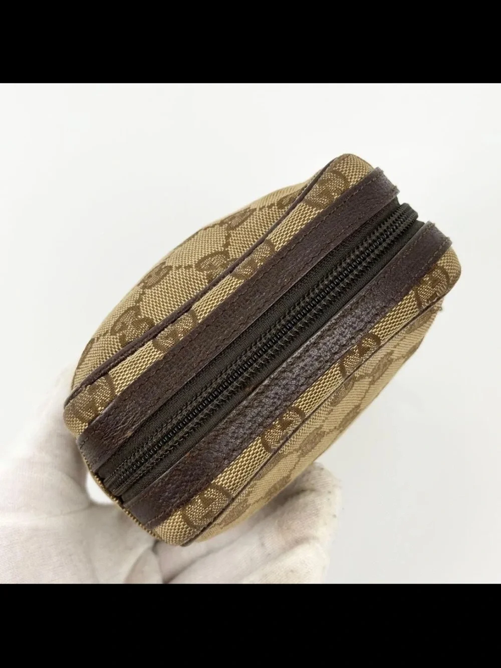 Gucci Brown/Tan GG Canvas Toiletry Pouch